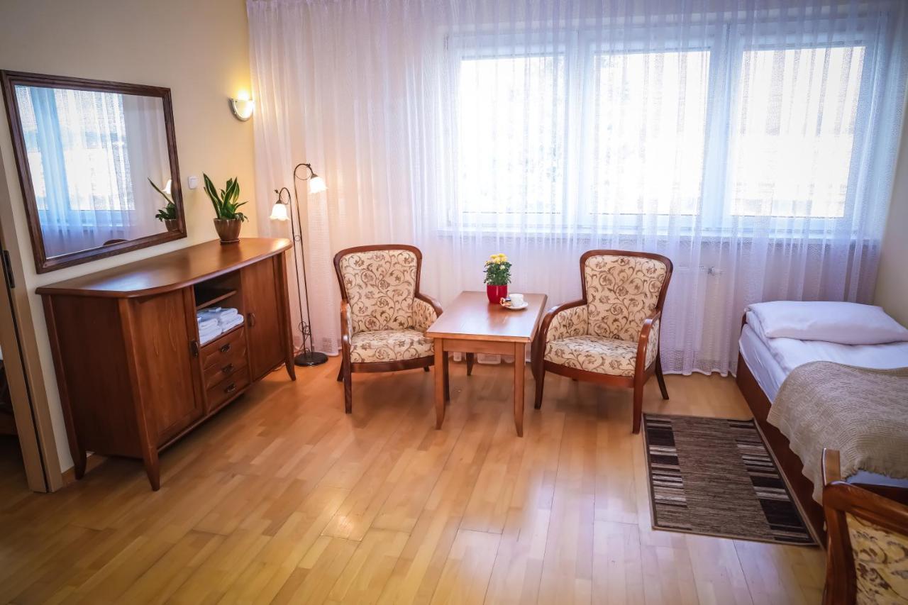 Hotel Uniwersytecki Stary Toruń Dış mekan fotoğraf